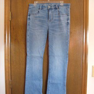 American Eagle Skinny Kick Jeans